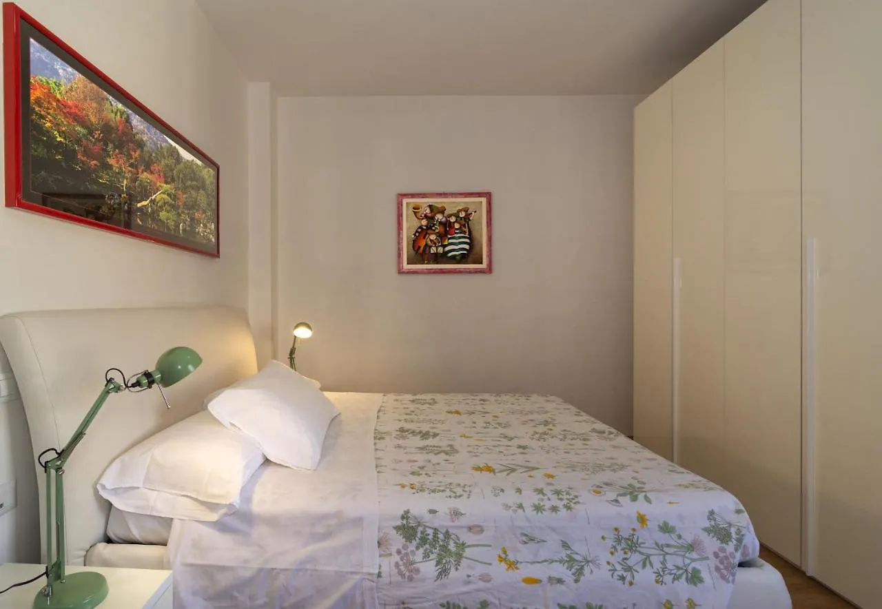 Appartamenti Velez Pisa Apartman